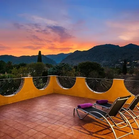Villa Sleeps 6 Pool Air Con Wifi *